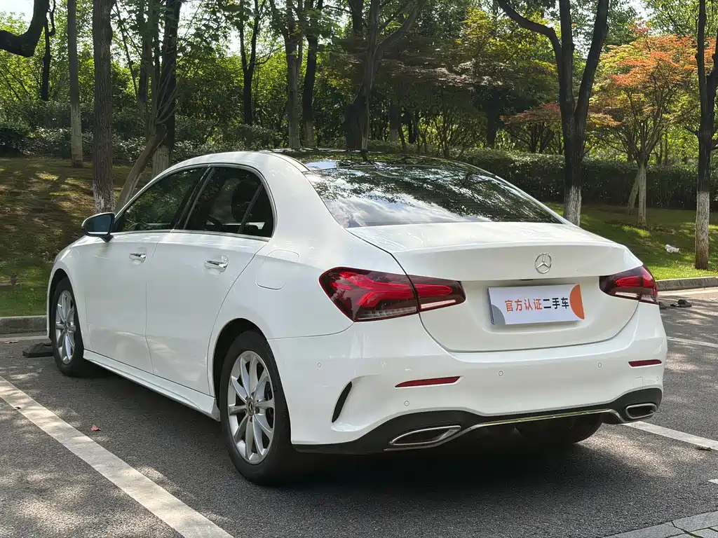 Mercedes-Benz A-Class 2022 — фото 16
