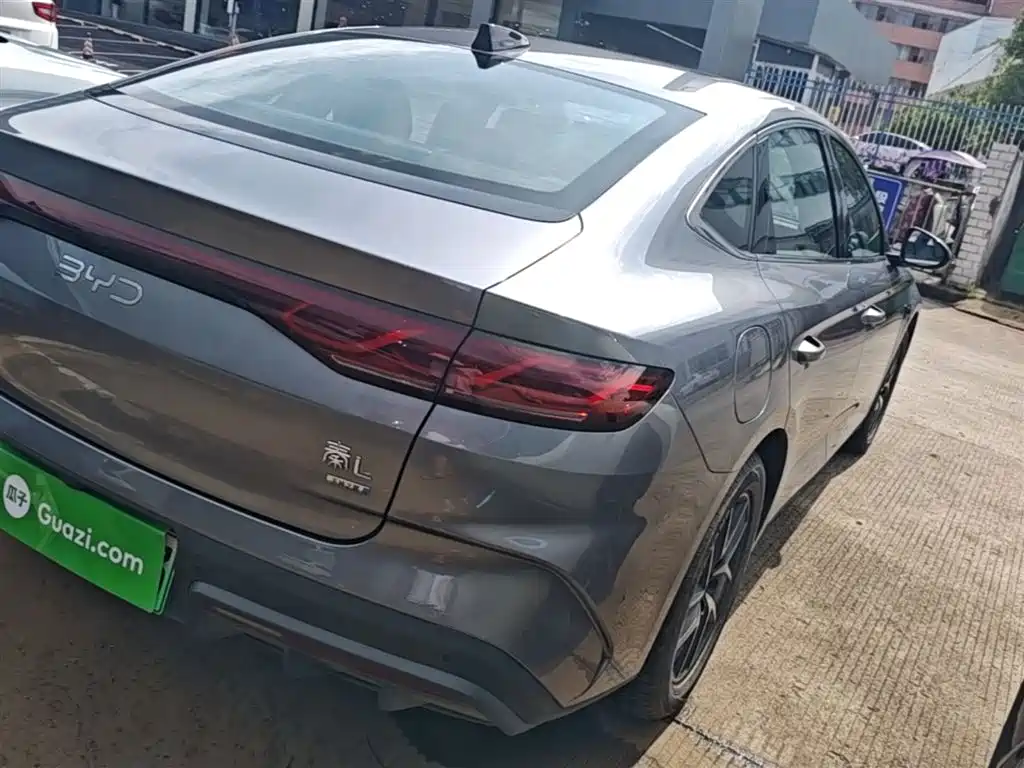 BYD Qin L 2025 — фото 7