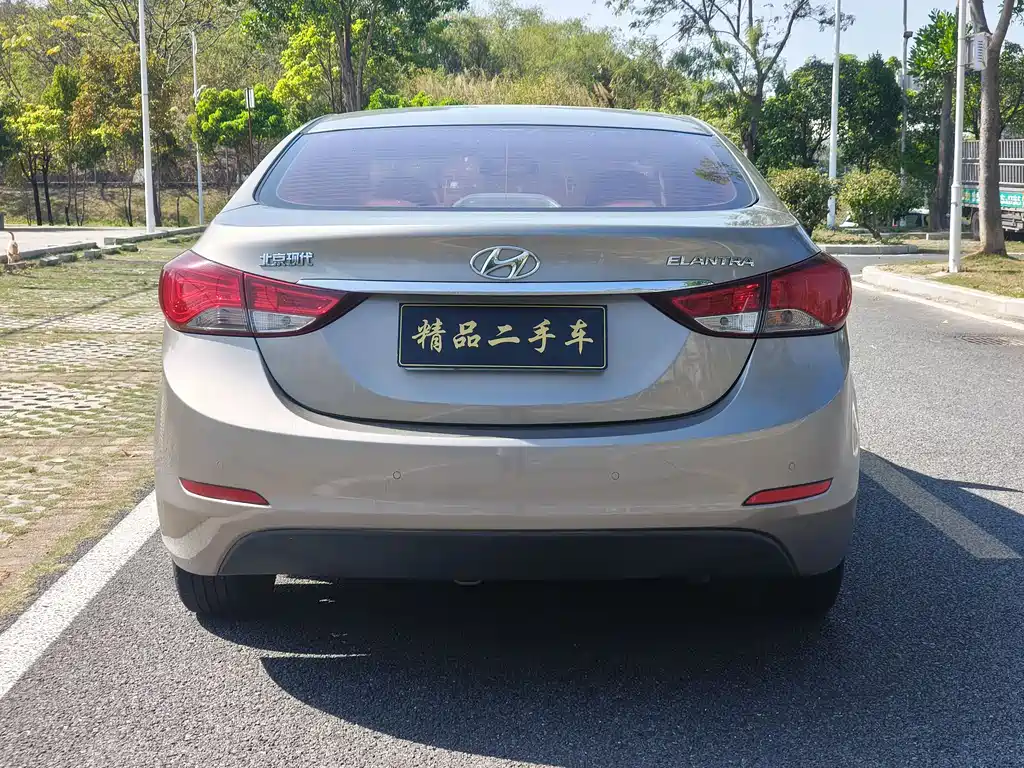 Hyundai Elantra Langdong 2017 — фото 4