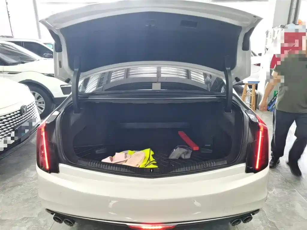 Cadillac CT6 2021 — фото 19