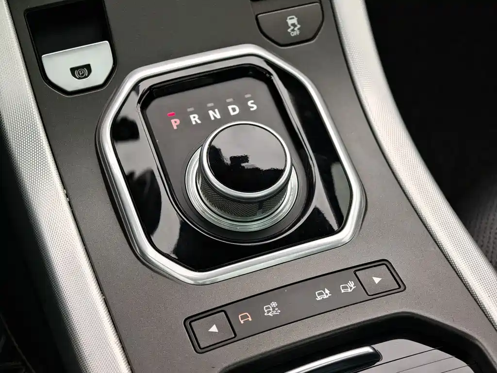 Land Rover Evoque 2014 — фото 11