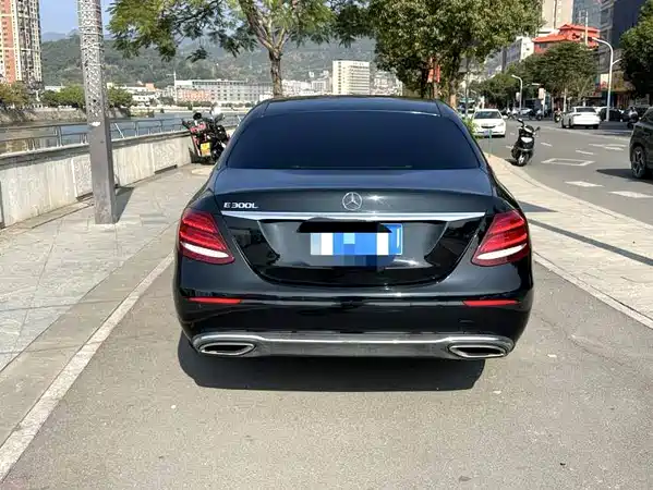 Mercedes-Benz E-Class 2020