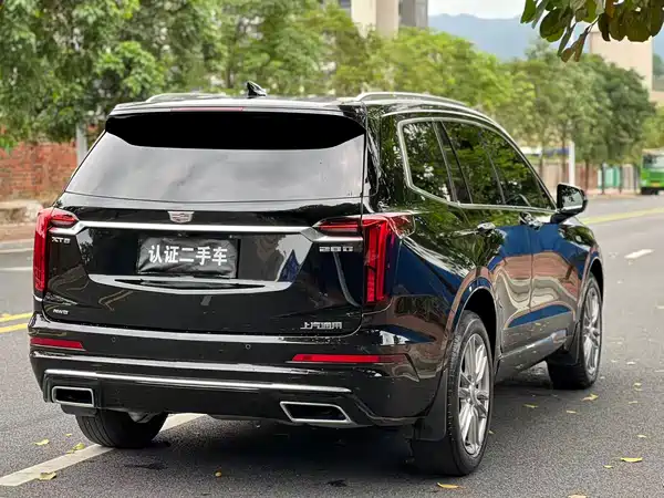 Cadillac XT6 2021