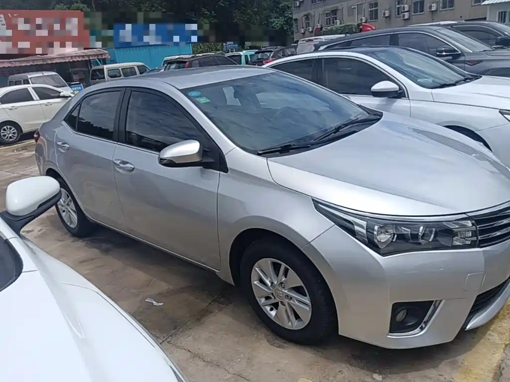 Toyota Corolla 2015