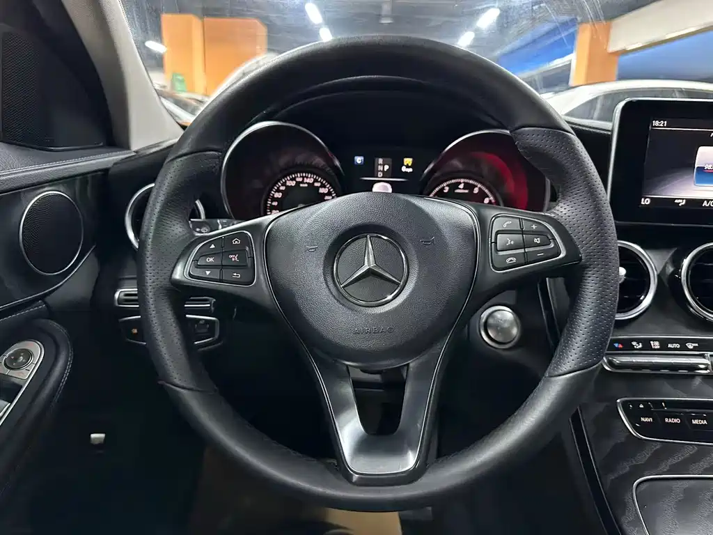 Mercedes-Benz C-Class 2017 — фото 10