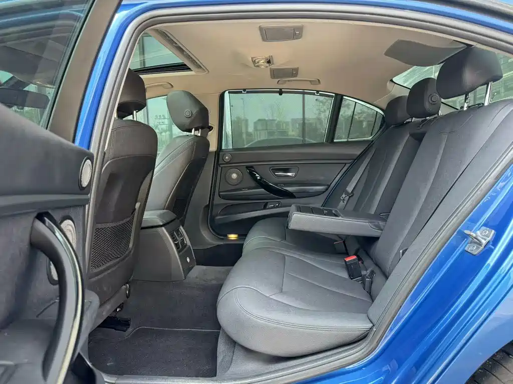 BMW 3 Series 2018