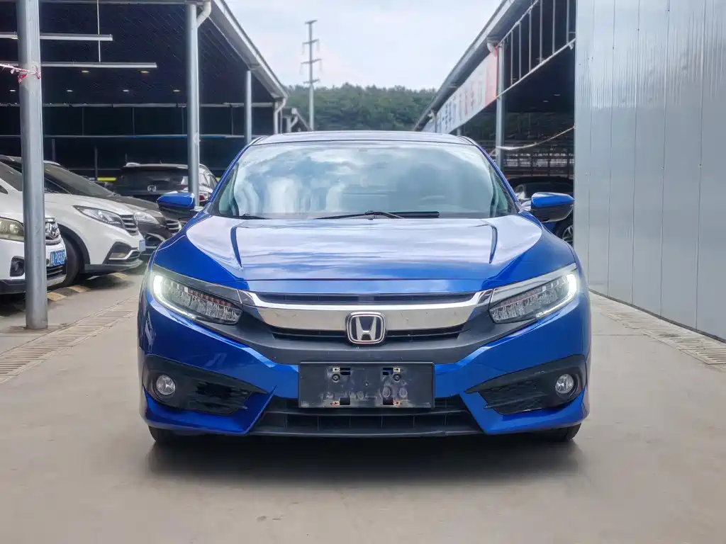 Honda Civic 2017 — фото 2