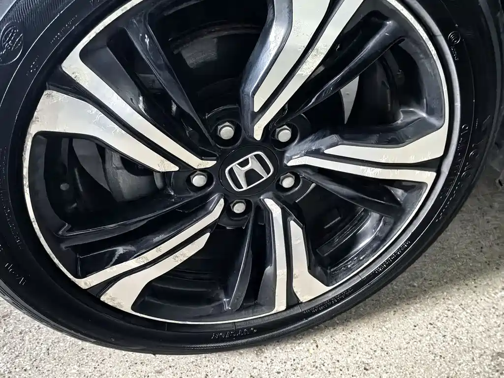 Honda Civic 2017 — фото 11