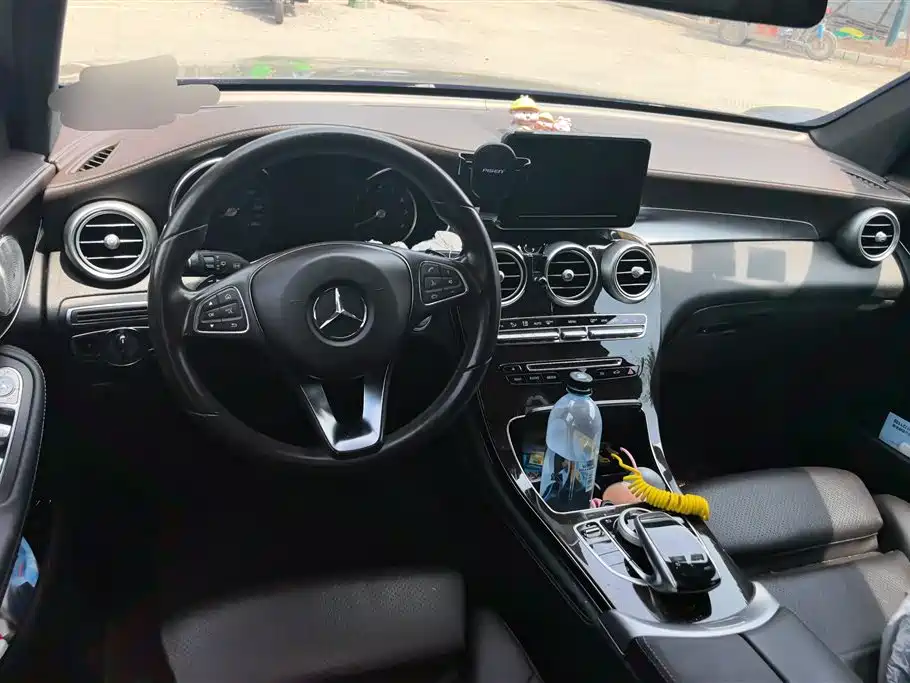 Mercedes-Benz GLC 2017 — фото 12