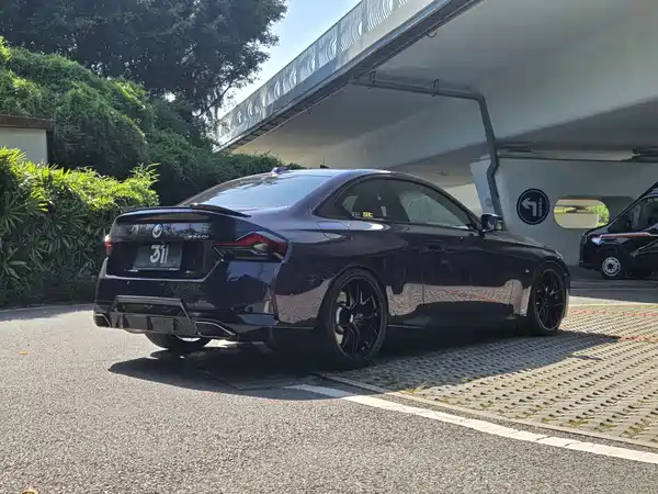 BMW M240i 2023