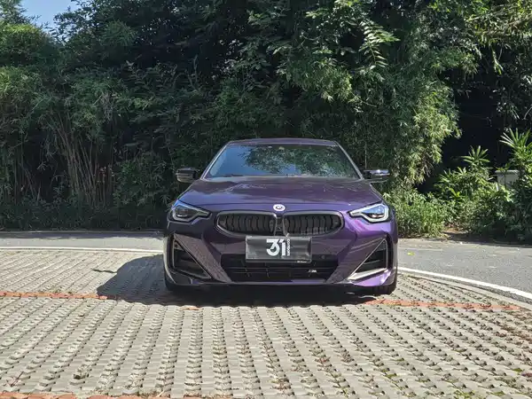 BMW M240i 2023