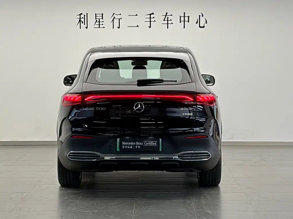 Mercedes-Benz EQE SUV 2025 — фото 6