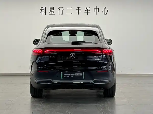 Mercedes-Benz EQE SUV 2025