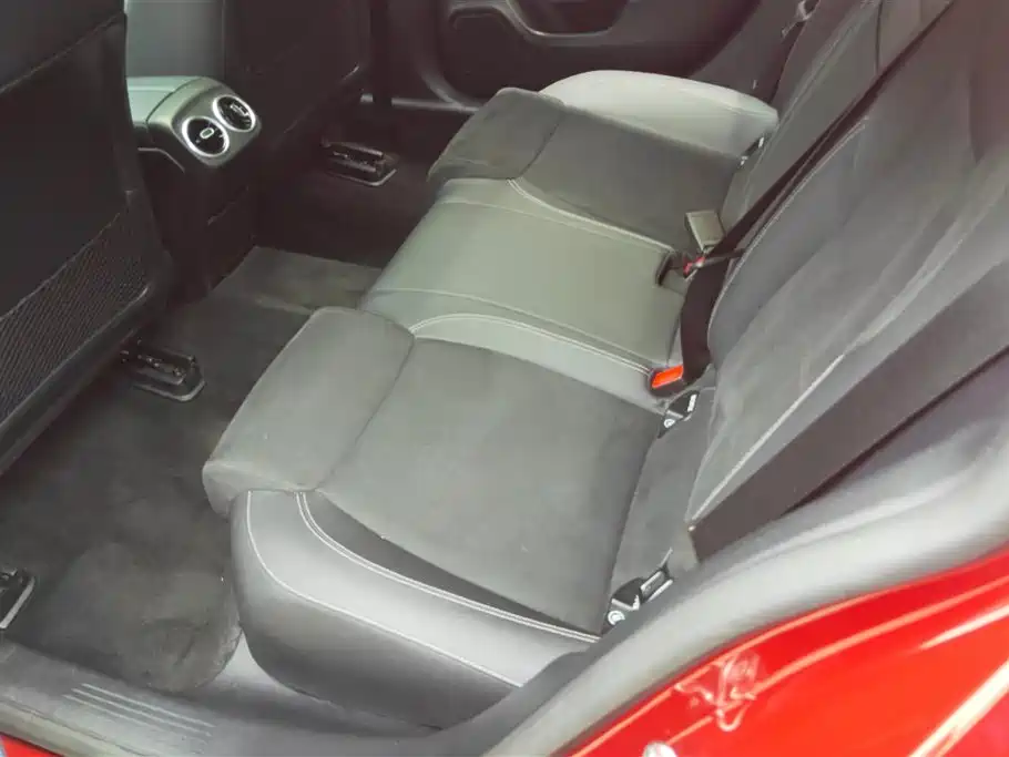 Mercedes-Benz A-Class 2019 — фото 11