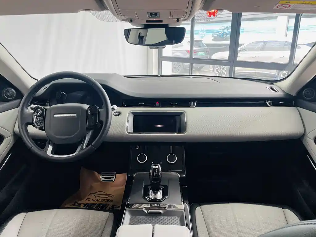 Land Rover Evoque 2020 — фото 7
