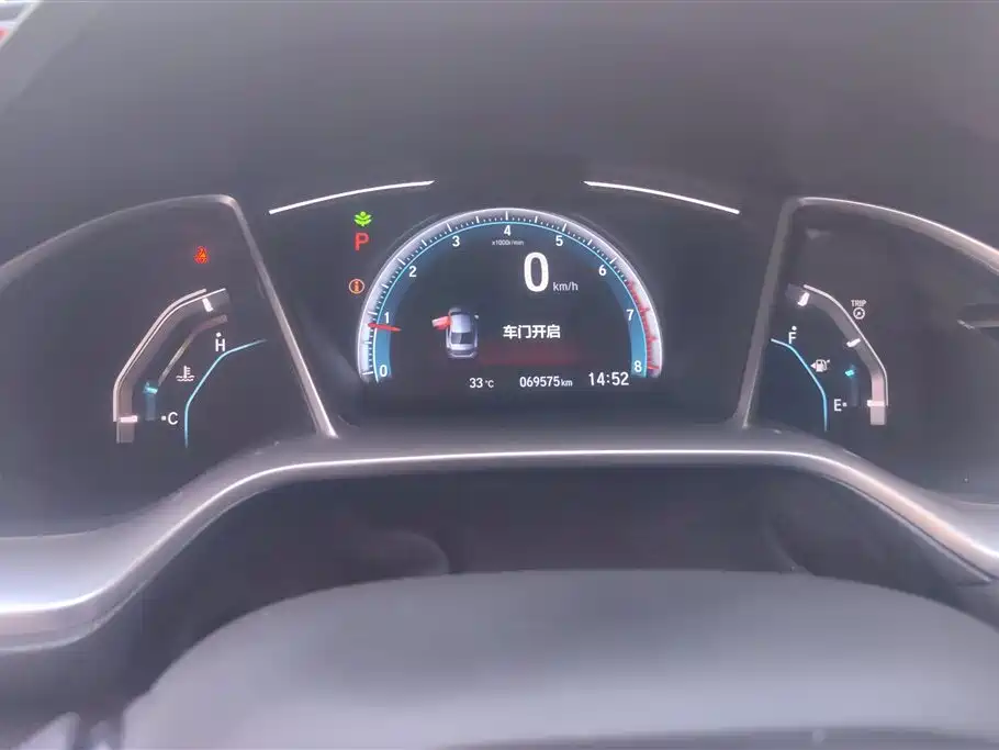 Honda Civic 2019 — фото 14