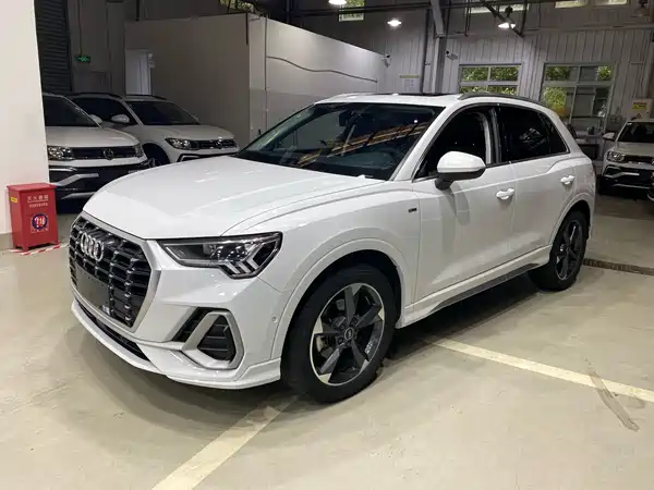 Audi Q3 2022