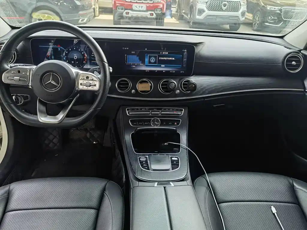Mercedes-Benz E-Class 2018 — фото 8