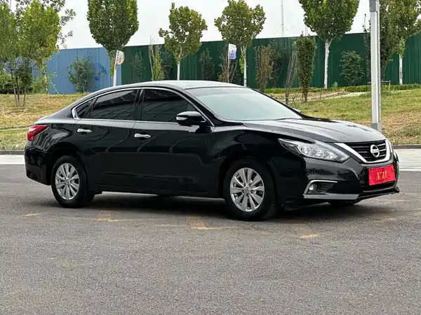 Nissan Teana 2018