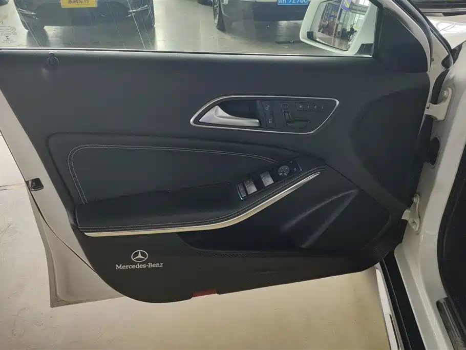 Mercedes-Benz GLA 2017 — фото 7