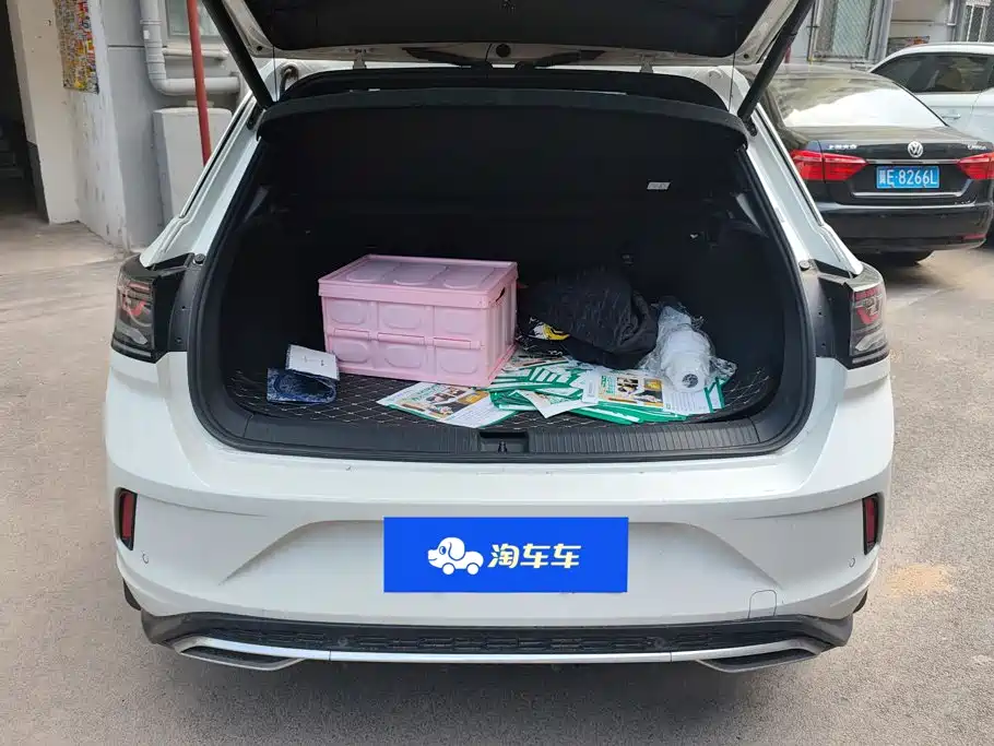 Volkswagen T-Roc 2024