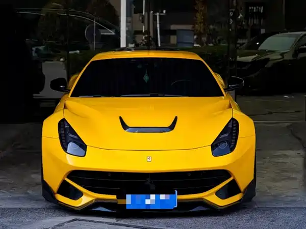 Ferrari F12berlinetta 2013