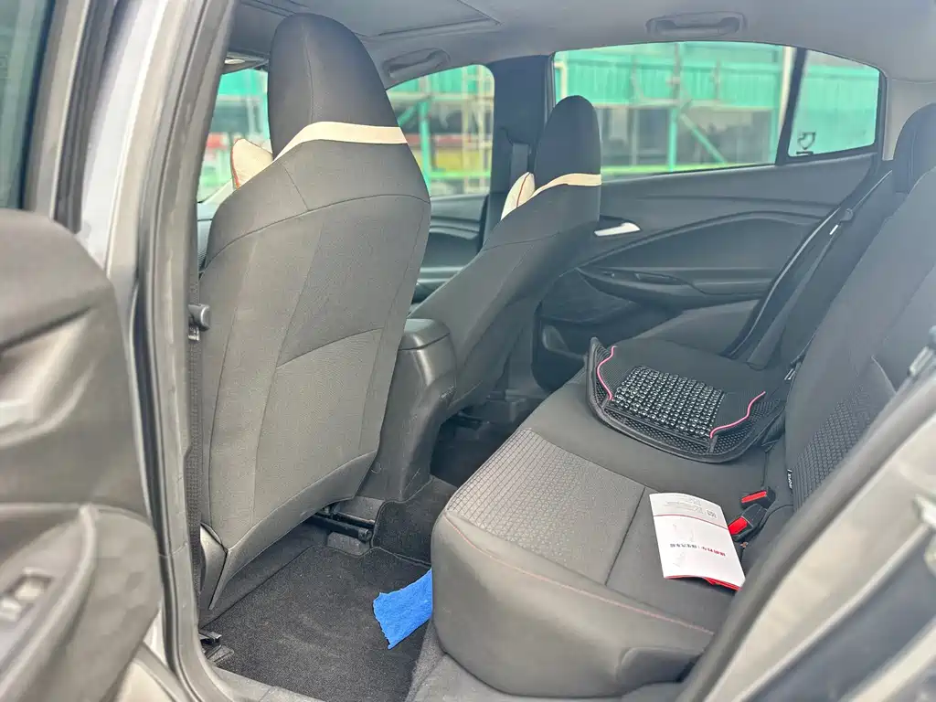 Chevrolet Cavalier 2021