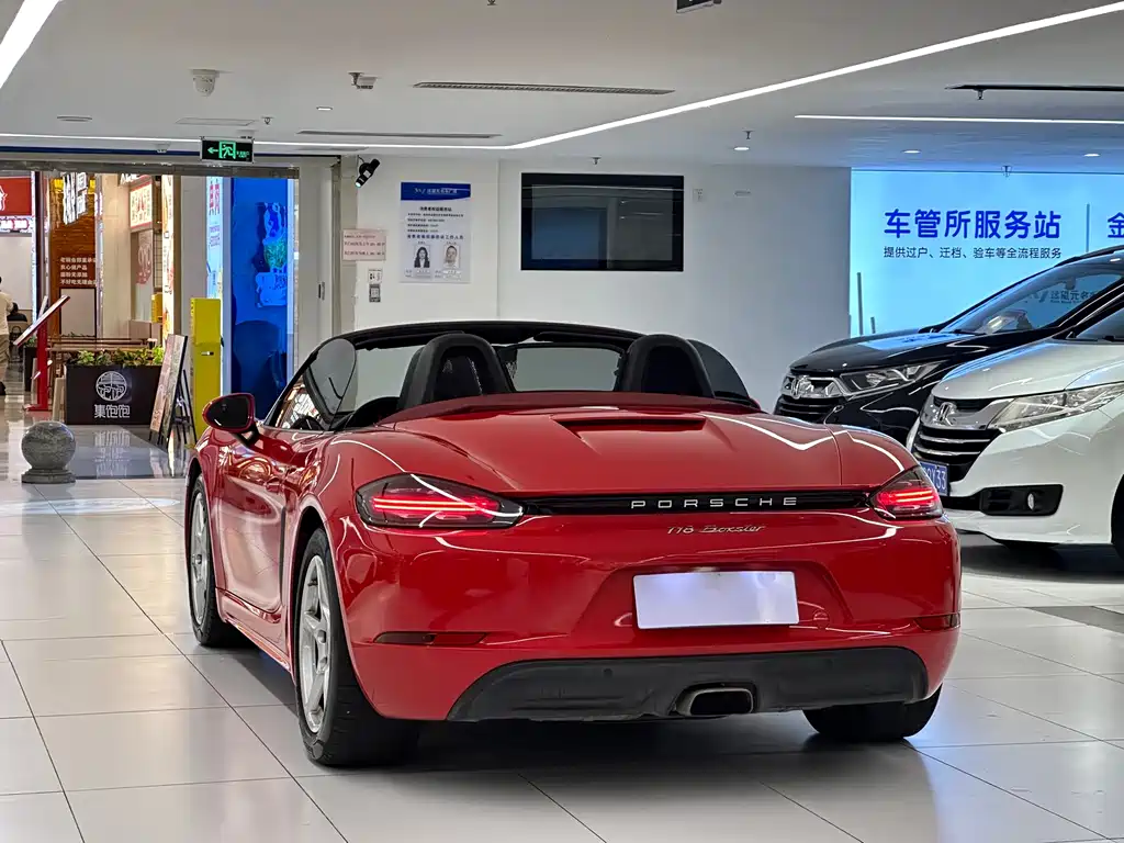 Porsche 718 2017 — фото 11