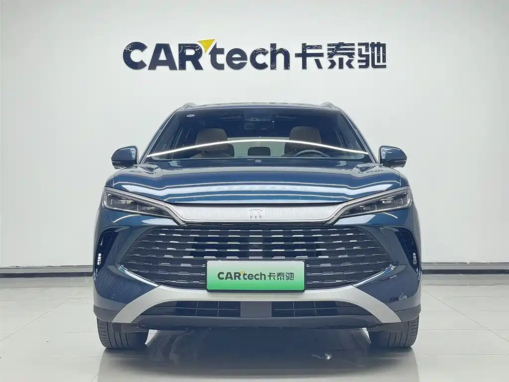 BYD L DM-i 2024 — фото 3
