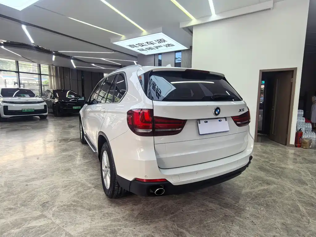 BMW X5 2018 — фото 10