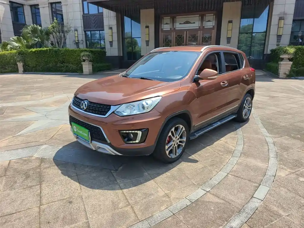 BAIC Senova X35 2017 — фото 2