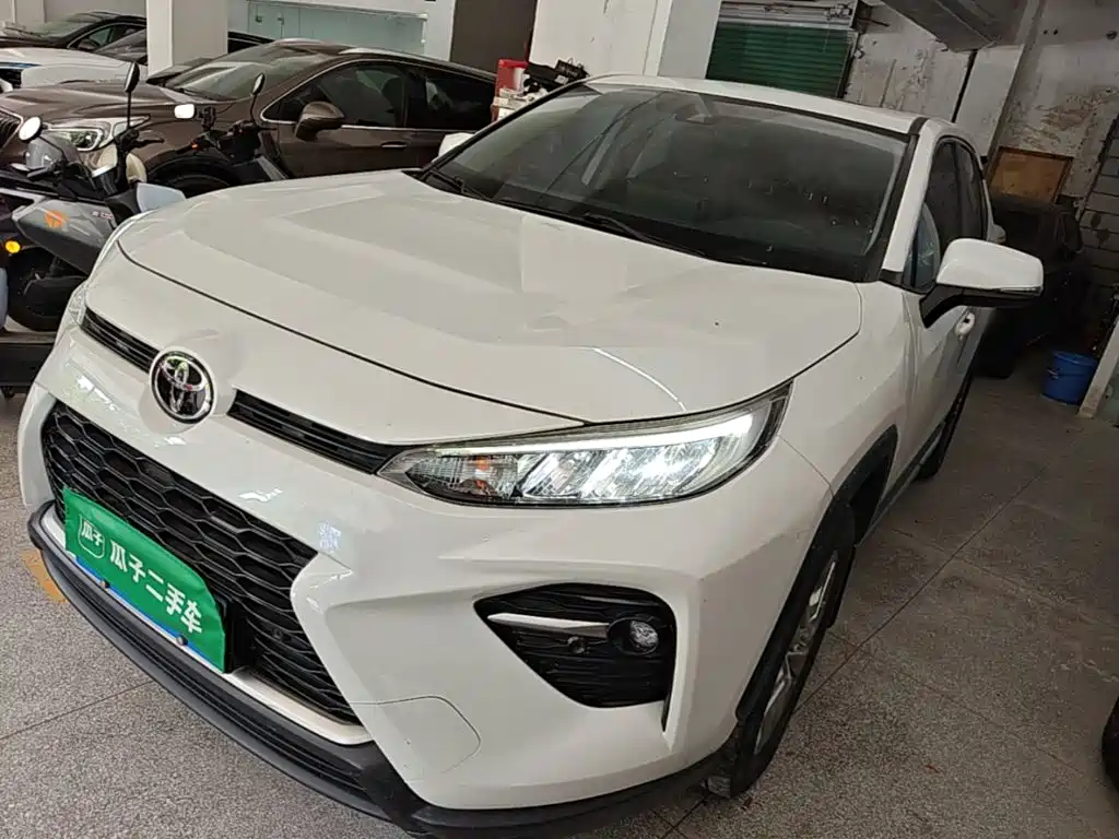 Toyota Wildlander 2021 — фото 2