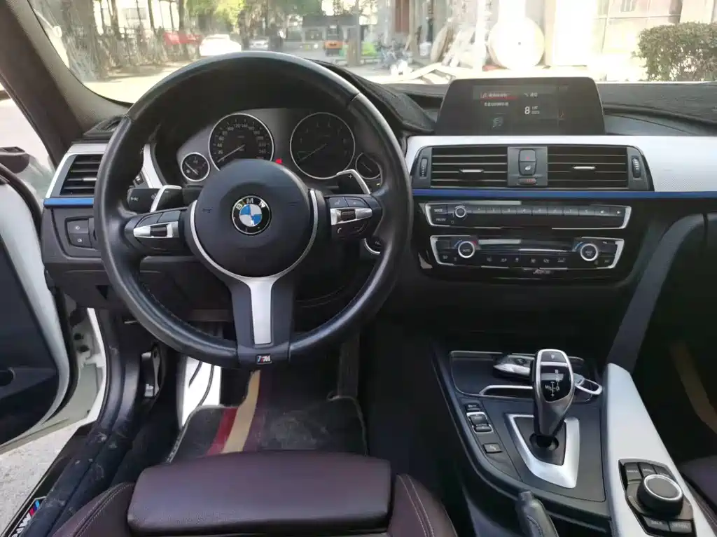 BMW 3 Series 2017 — фото 6