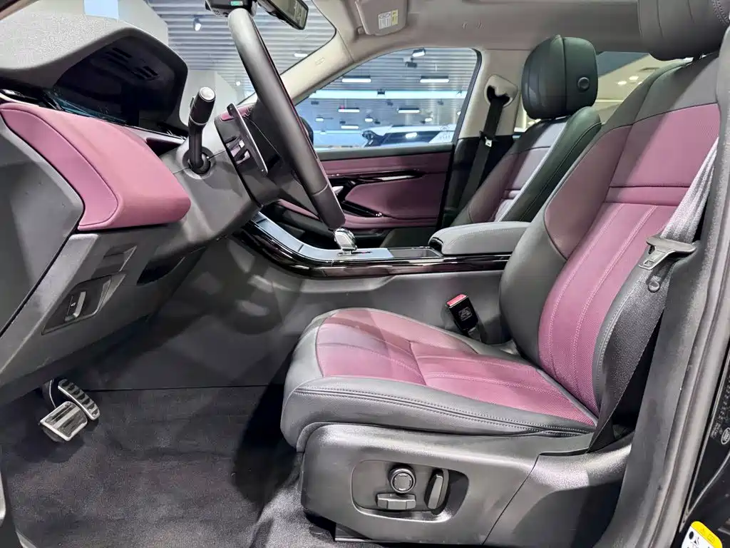 Land Rover Range Rover Evoque 2025 — фото 19