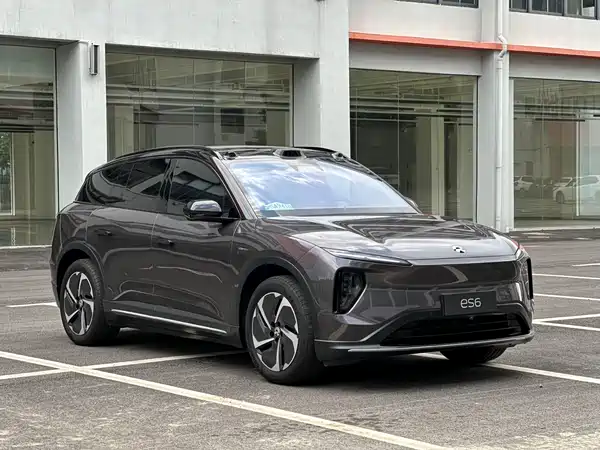 NIO ES6 2025