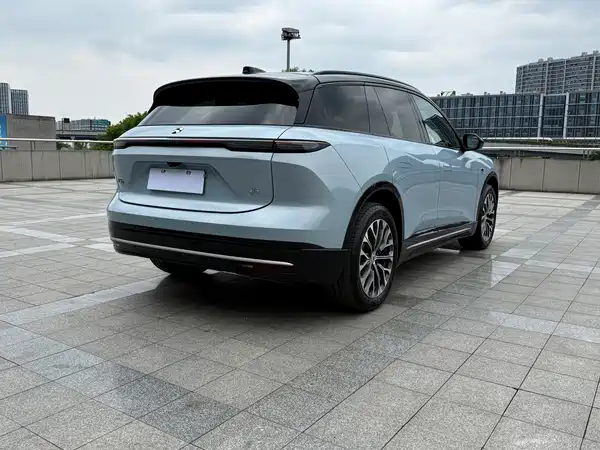 NIO ES6 2025