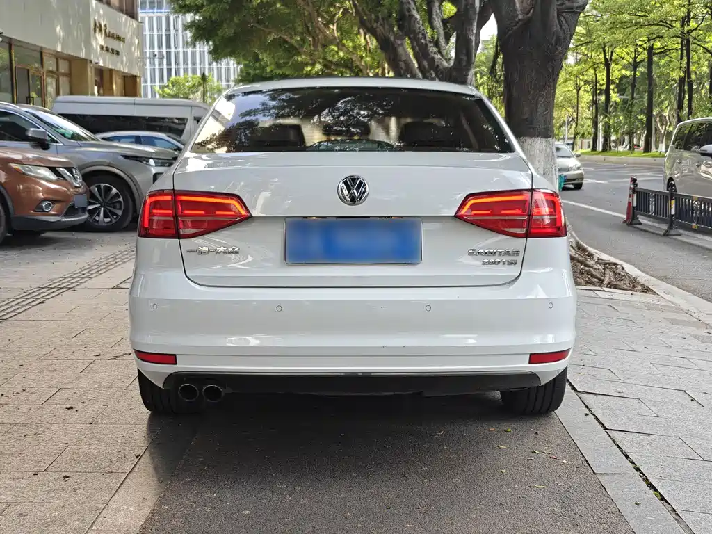 Volkswagen Sagitar 2018 — фото 13