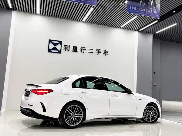 Mercedes-Benz C-Class AMG 2025
