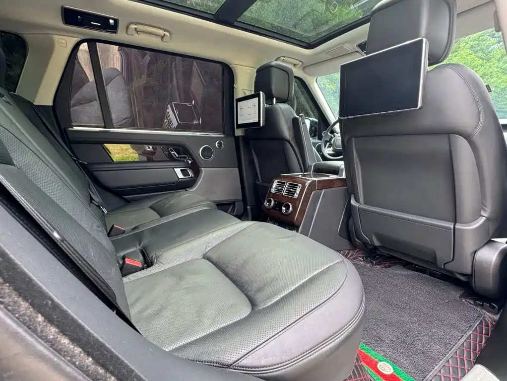 Land Rover Range Rover 2022 — фото 13