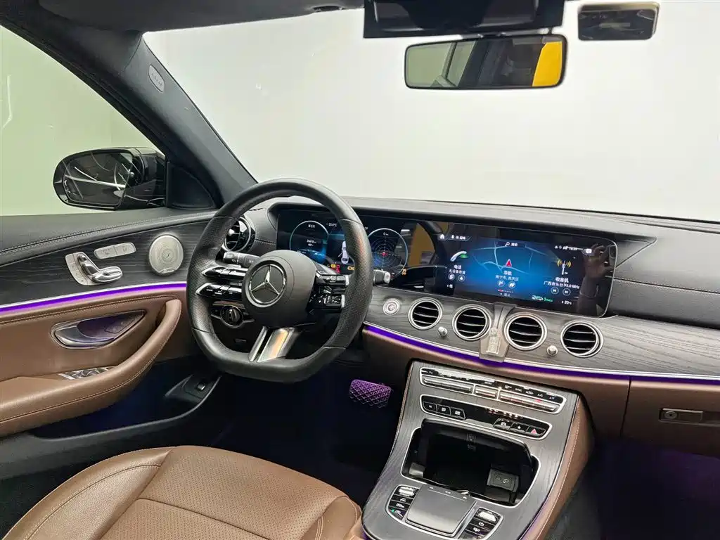 Mercedes-Benz E-Class 2021 — фото 24