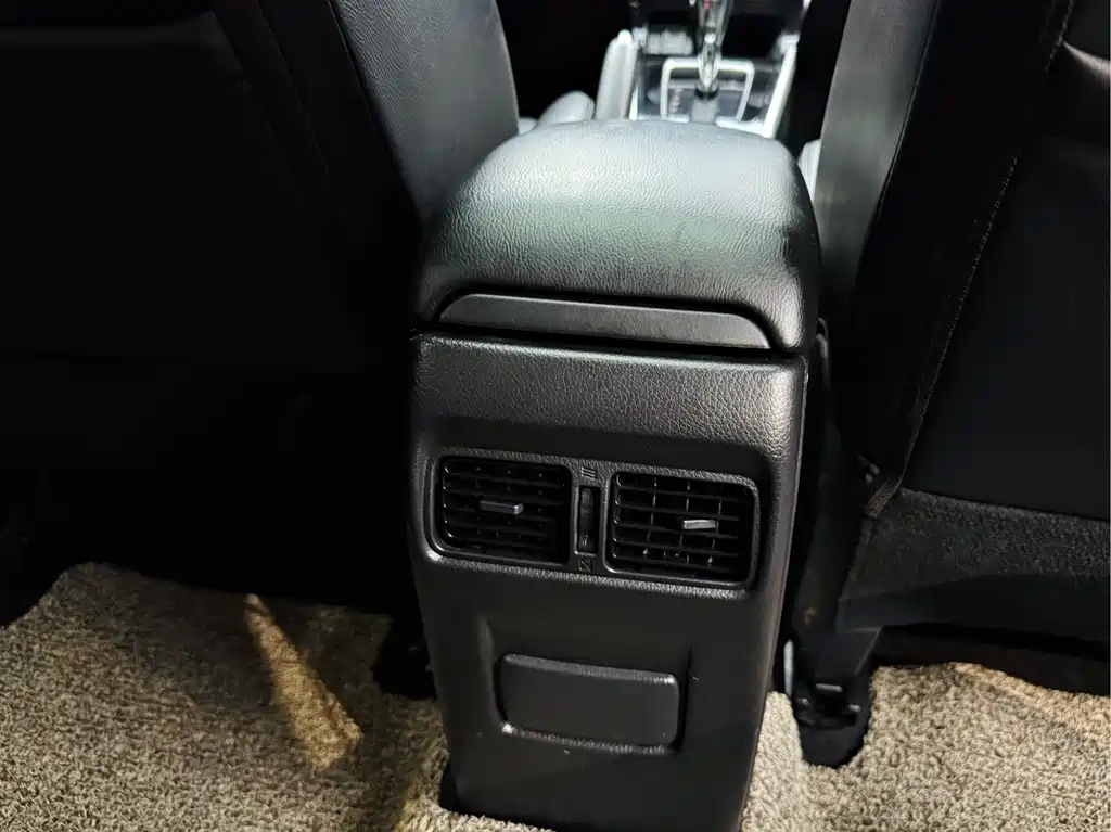 Nissan Sylphy 2019 — фото 25