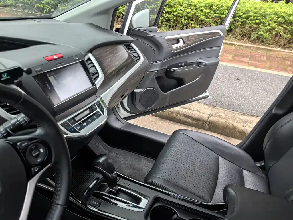 Honda Jade 2019 — фото 14