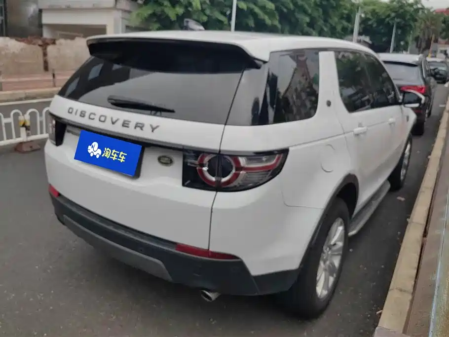 Land Rover Discovery Sport 2019 — фото 3