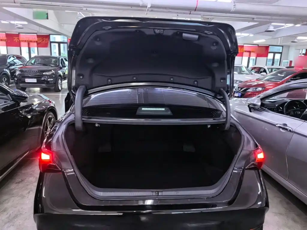 Toyota Avalon 2021 — фото 19