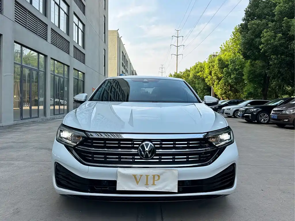 Volkswagen Sagitar 2023