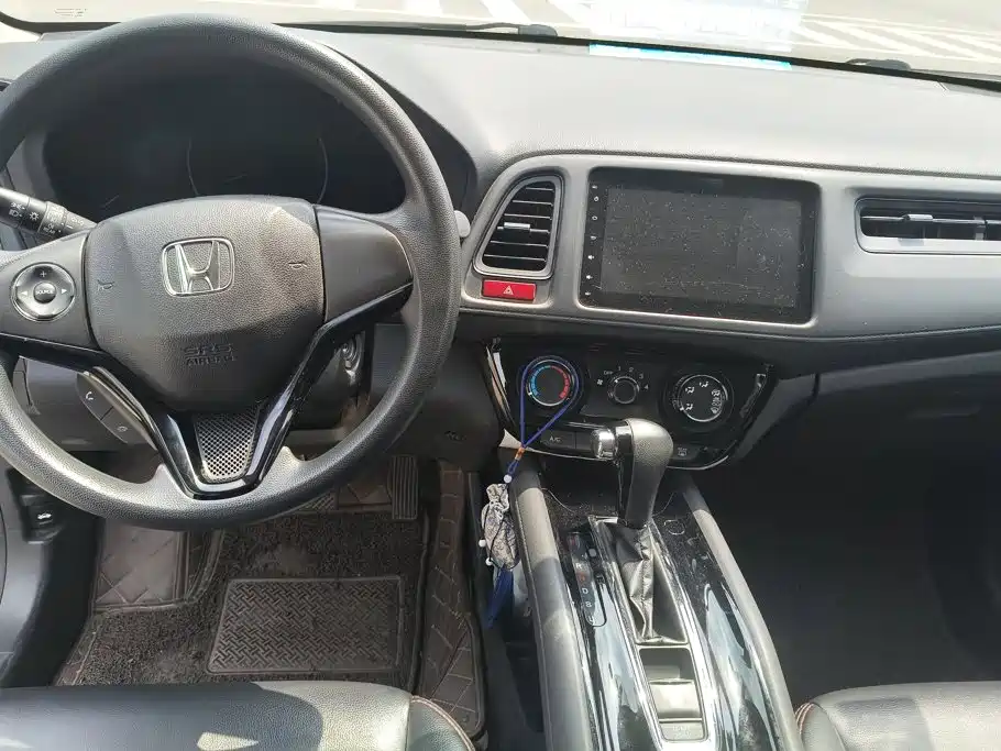 Honda Vezel 2017 — фото 12