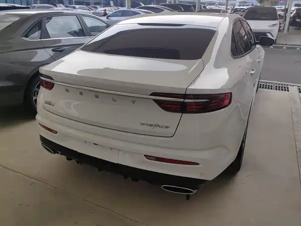 Geely Xingrui 2022