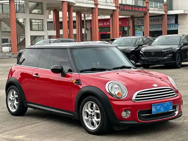 MINI 2014