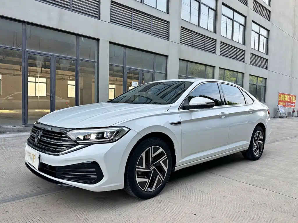 Volkswagen Sagitar 2023