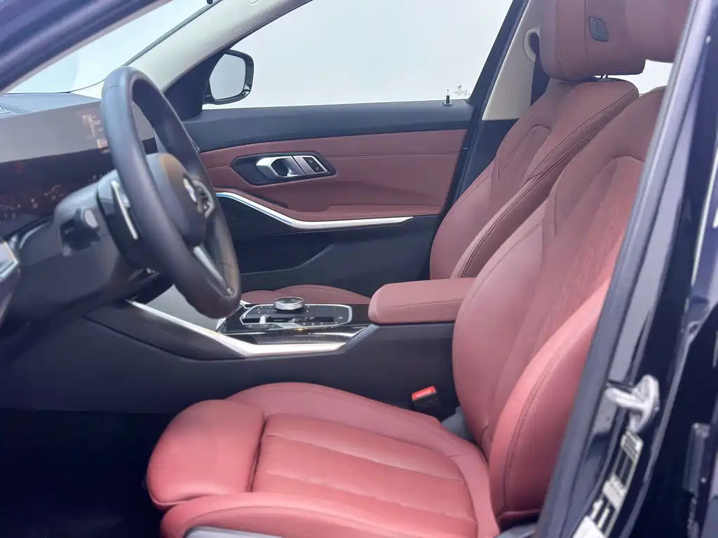 BMW 3 Series 2023